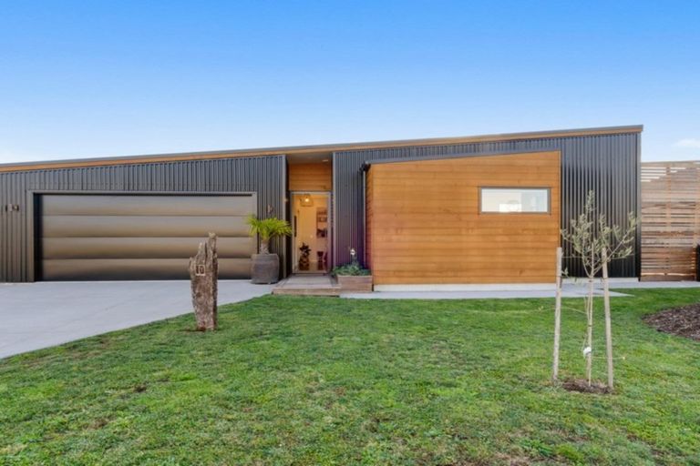 Photo of property in 10 Shearwater Lane, Point Wells, Warkworth, 0986