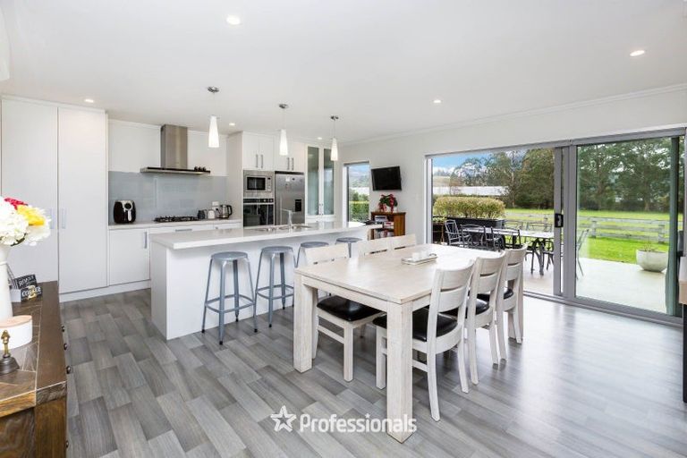 Photo of property in 112 Parkes Line Road, Maymorn, Upper Hutt, 5018