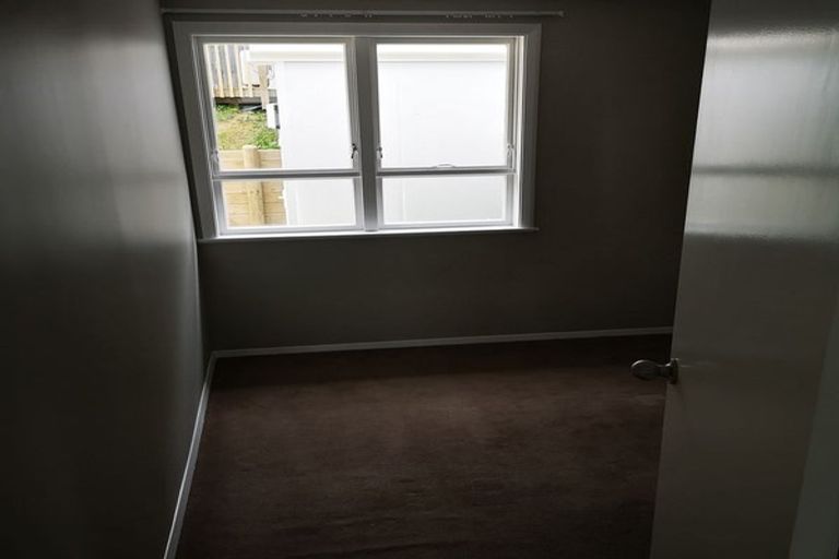 Photo of property in 187 Sievers Grove, Cannons Creek, Porirua, 5024