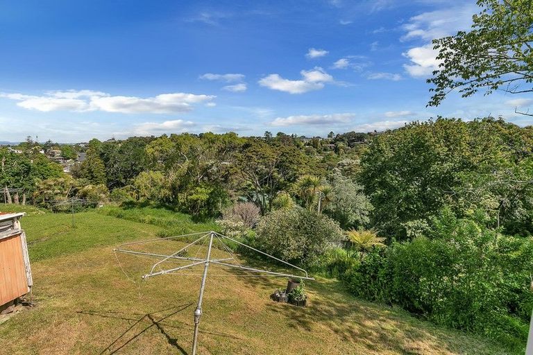 Photo of property in 31 Coronation Road, Hillcrest, Auckland, 0627