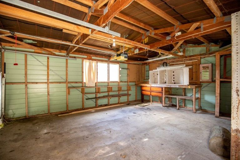 Photo of property in 14 Miller Place, Ngatea, 3503