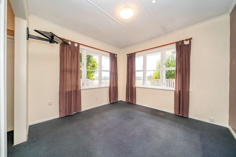 Photo of property in 231 Bedford Street, Cannons Creek, Porirua, 5024