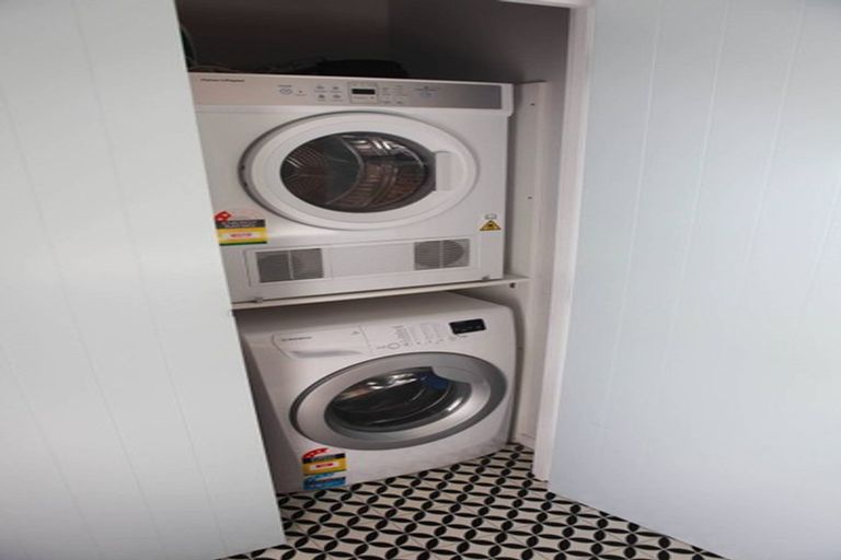 Photo of property in 26 Dakota Avenue, Beach Haven, Auckland, 0626