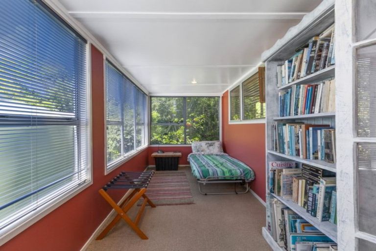 Photo of property in 400 Leigh Road, Whangateau, Warkworth, 0985