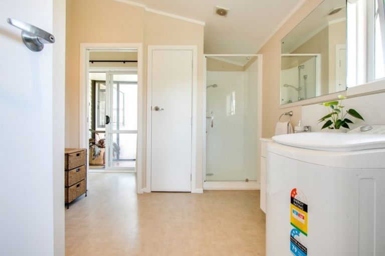 Photo of property in 4 O'dowd Road, Taradale, Napier, 4112