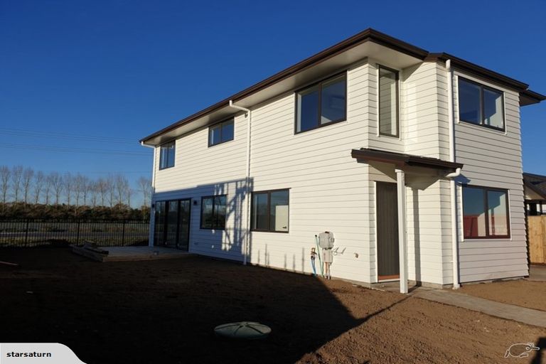 Photo of property in 33 Sapwood Crescent, Takanini, 2110