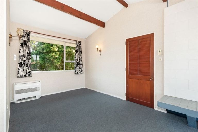 Photo of property in 9a Kirkdale Place, Avonhead, Christchurch, 8042