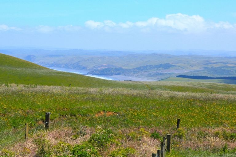 Photo of property in 696b Te Hutewai Road, Raglan, 3296