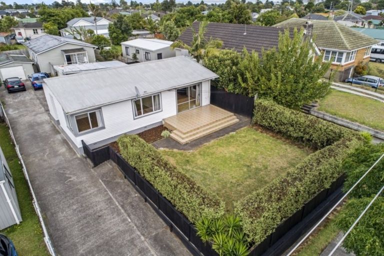 Photo of property in 9a Gloucester Road, Manurewa, Auckland, 2102