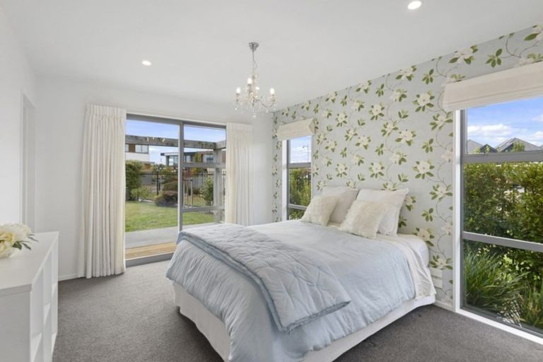 Photo of property in 7 Packard Crescent, Halswell, Christchurch, 8025