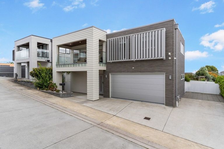 Photo of property in 4 Awakirihi Close, Shamrock Park, Auckland, 2016