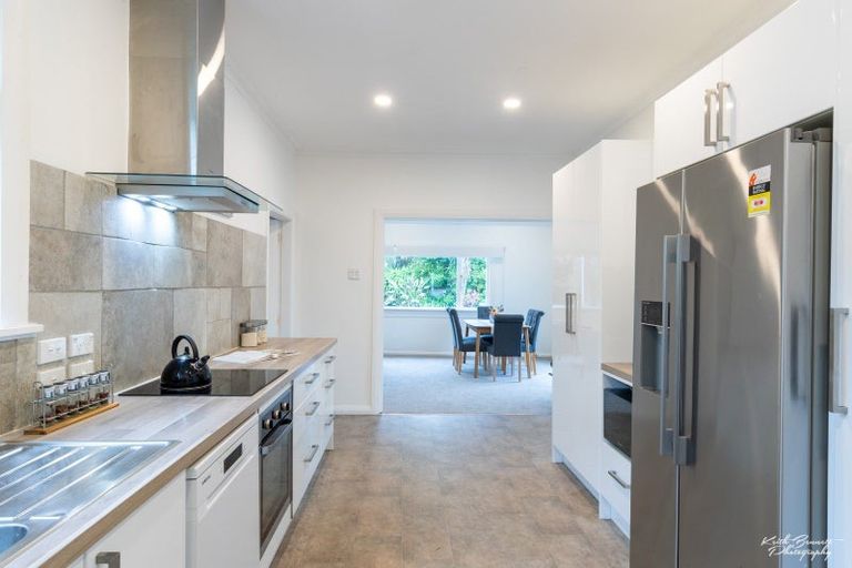 Photo of property in 38 Burgess Road, Johnsonville, Wellington, 6037