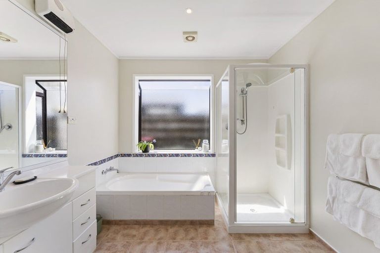 Photo of property in 75 Percy Road, Papamoa Beach, Papamoa, 3118