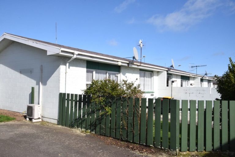 Photo of property in 2/12 Clifton Street, Windsor, Invercargill, 9810
