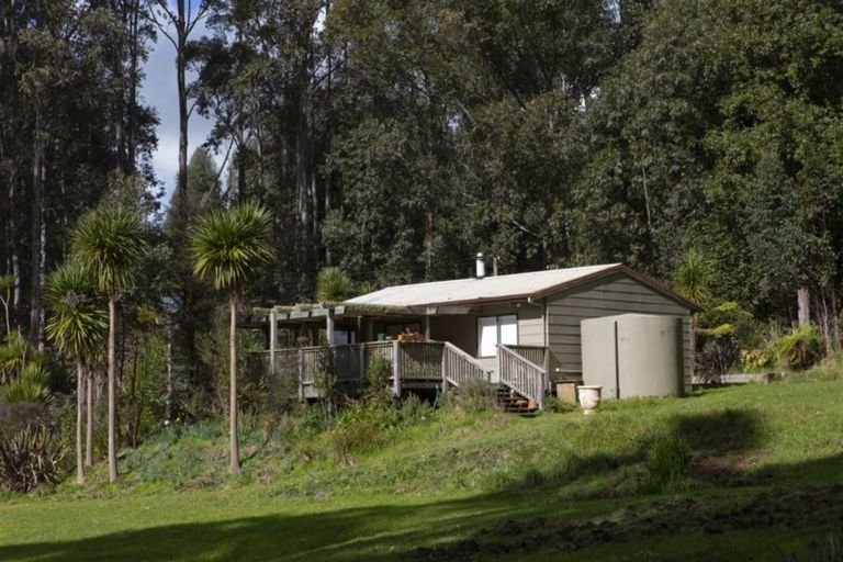 Photo of property in 72 Mick Dillon Road, Tahekeroa, Kaukapakapa, 0873