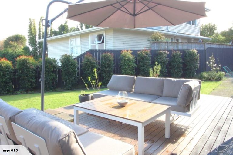 Photo of property in 1/103 Bond Crescent, Forrest Hill, Auckland, 0620