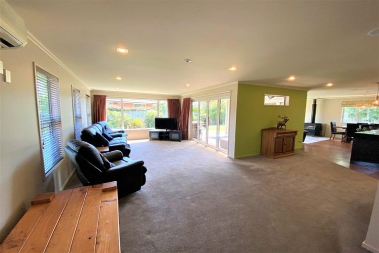 Photo of property in 6 Solway Place, Mosgiel, 9024