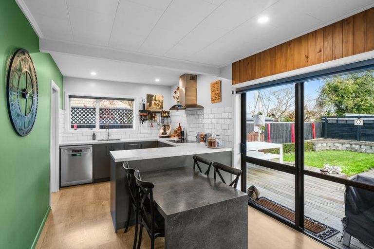 Photo of property in 41 Liverton Crescent, Bishopdale, Christchurch, 8053