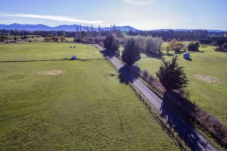 Photo of property in 556 Barkers Road, Loburn, Rangiora, 7472