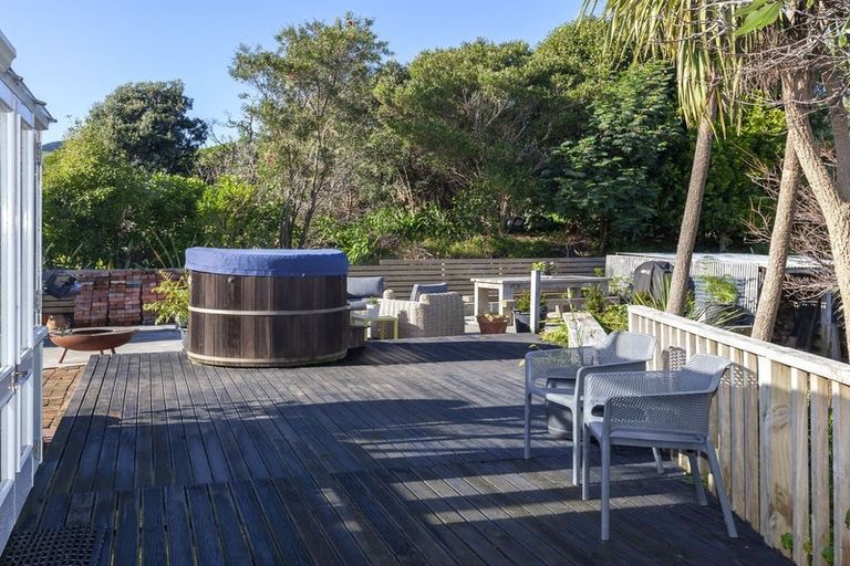 Photo of property in 56 Poplar Avenue, Raumati South, Paraparaumu, 5032