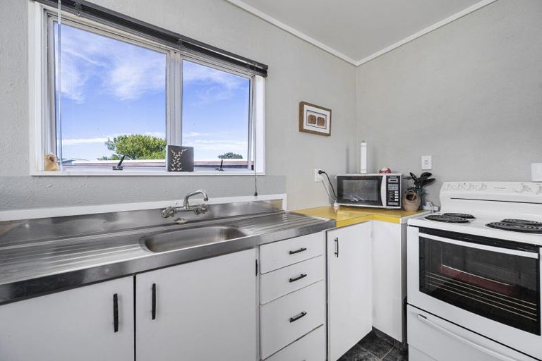 Photo of property in 15a Coulter Road, Owhata, Rotorua, 3010