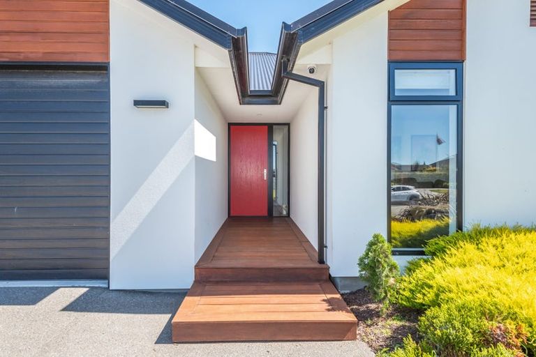 Photo of property in 30 Highgate Drive, Rangiora, 7400