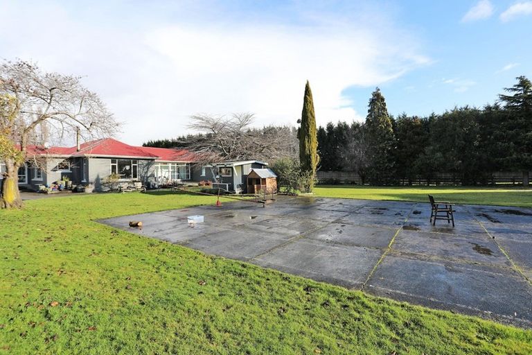 Photo of property in 43 Moore Road, Winton, 9781