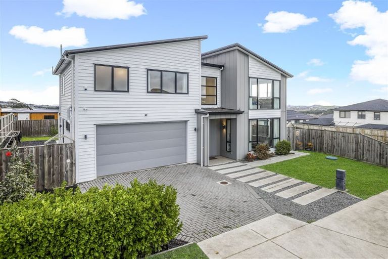 Photo of property in 319 Flat Bush School Road, Flat Bush, Auckland, 2019