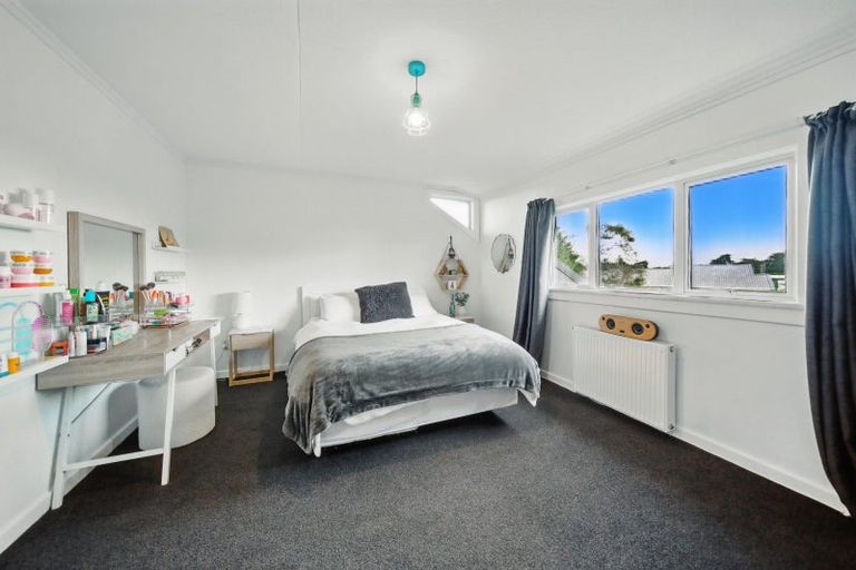 Photo of property in 17 Marama Avenue North, Otatara, Invercargill, 9879