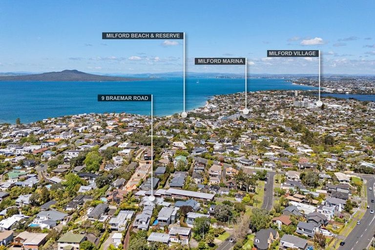 Photo of property in 9a Braemar Road, Castor Bay, Auckland, 0620