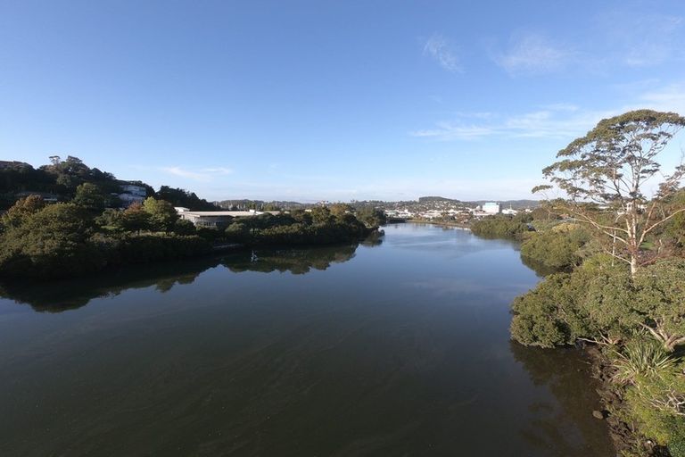 Photo of property in 29 Hatea Drive, Regent, Whangarei, 0112