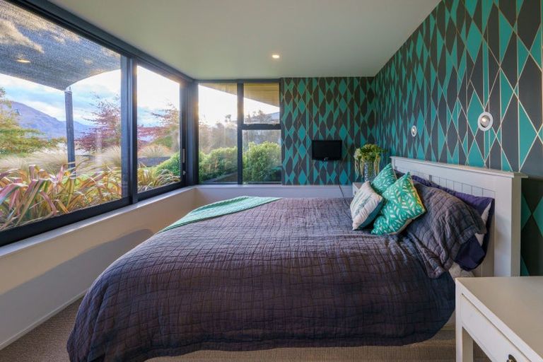 Photo of property in 9 Forest Heights, Wanaka, 9305