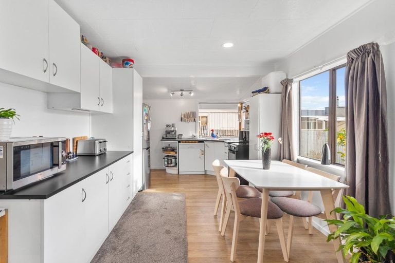 Photo of property in 196a Bartholomew Road, Levin, 5510