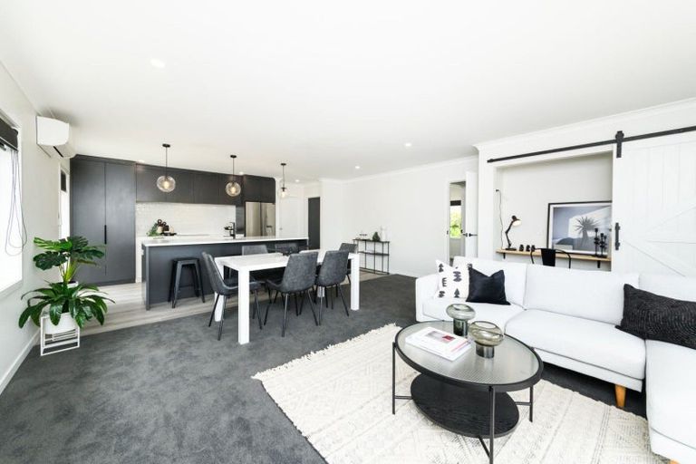 Photo of property in 5a Chelwood Street, Takaro, Palmerston North, 4412