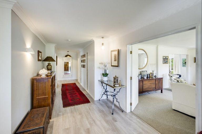 Photo of property in 2 Fern Grove, Taradale, Napier, 4112