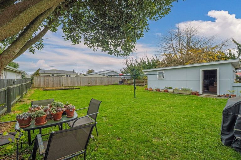 Photo of property in 51 Burns Avenue, Takaro, Palmerston North, 4412