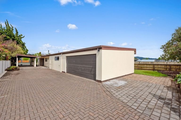 Photo of property in 28 Iles Road, Lynmore, Rotorua, 3010