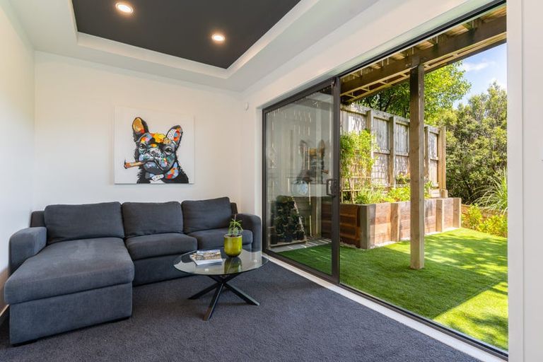 Photo of property in 4a Ryan Grove, Tawa, Wellington, 5028