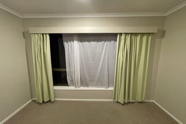 Photo of property in 37 Fratley Avenue, Farm Cove, Auckland, 2012