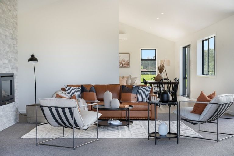 Photo of property in 16 Te Ara O Tahataharoa, Te Puna, Tauranga, 3176