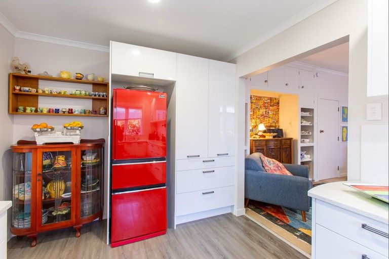 Photo of property in 18 Trafalgar Street, Dannevirke, 4930