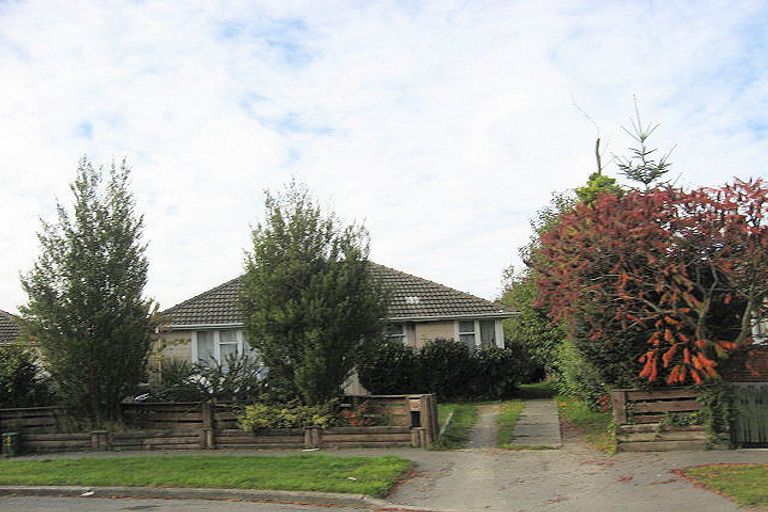 Photo of property in 22 Tensing Place, Sockburn, Christchurch, 8042