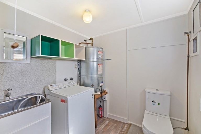 Photo of property in 22 Elm Grove, Linwood, Christchurch, 8011