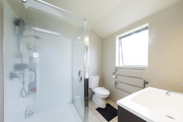 Photo of property in 9 Dryden Court, Kelvin Grove, Palmerston North, 4414