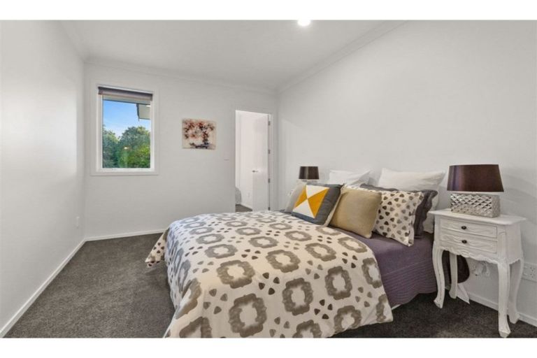 Photo of property in 1a Lincoln Road, Bluff Hill, Napier, 4110