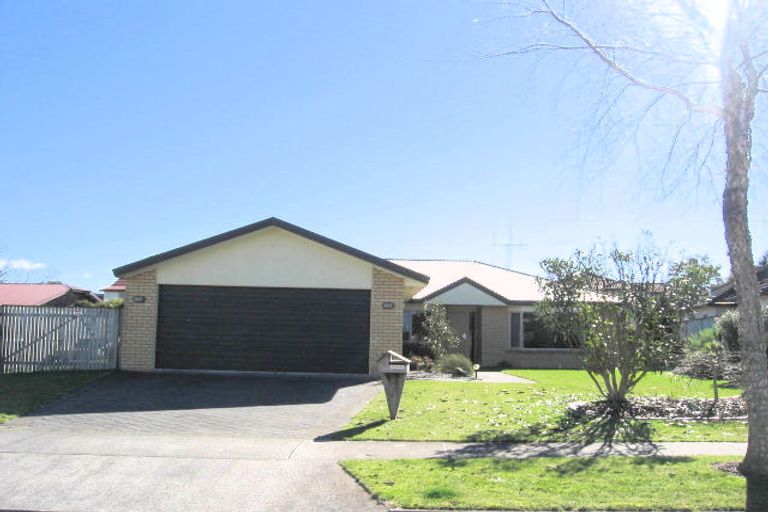 Photo of property in 8 Fendalton Drive, Rototuna, Hamilton, 3210