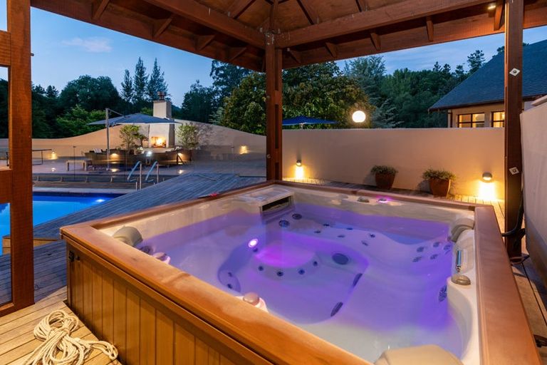 Photo of property in 245 Ngatiawa Road, Reikorangi, Waikanae, 5391