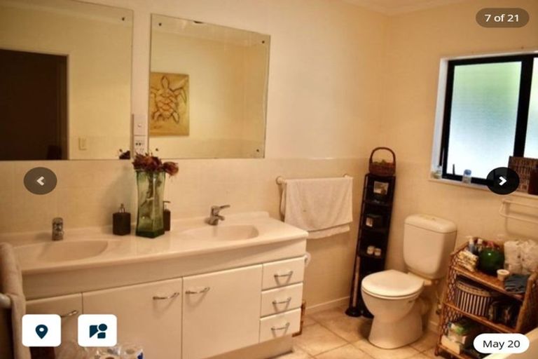 Photo of property in 12 Renata Road, Otaki, 5512