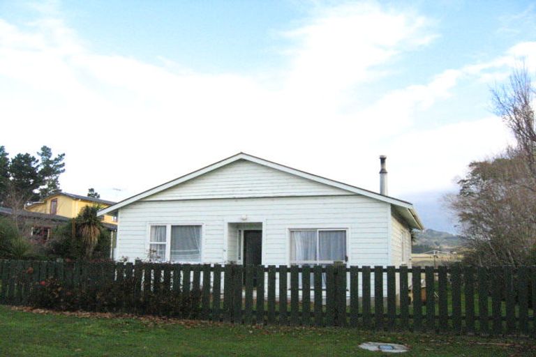 Photo of property in 38 Bernera Street, Karitane, Waikouaiti, 9471