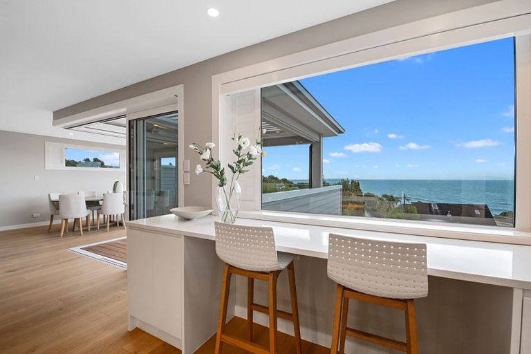 Photo of property in 76 Churchill Road, Murrays Bay, Auckland, 0630